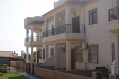 Apartment close to La Finca Golf Course