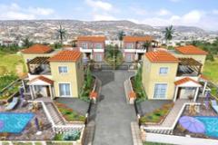 Excellent investment opportuity - 4 detached villas