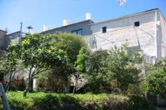 Townhouse with garden in La Alpujarra