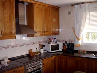 Villa - Town House For Sale in Agullent, Província de València, Spain