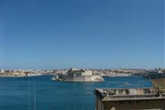 Commercial Property Overlooking St Barbara Bastions