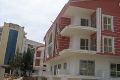 1 bed apartment nex to the garden of sun hotel.5 minute to the didim marina .