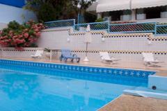 4 bed villa, w/pool, bar, volleyball court, and game room