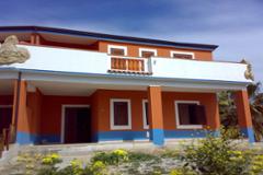 Apartments & town houses on beach front holiday village