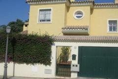 Luxury townhouse near all ameneties in Marbella