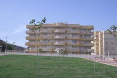 2 bed apartment with sea view and communal pool