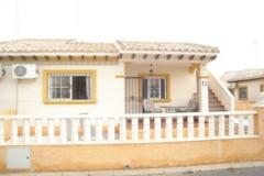 Villa - Bungalow in Alicante
