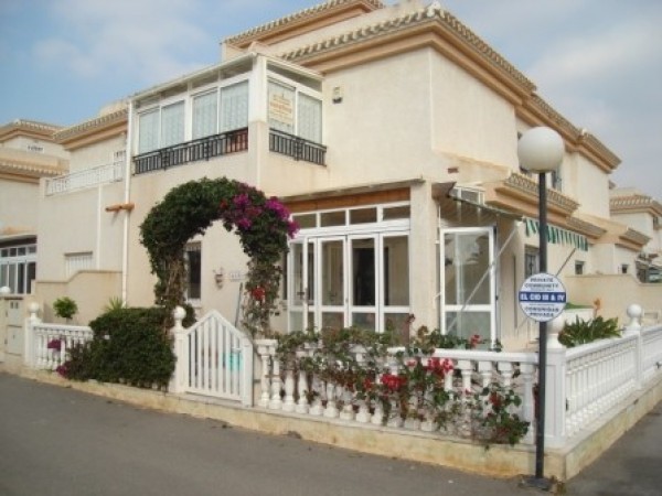 Image 1 : property For Sale Playa Flamenca, Orihuela Costa Spain