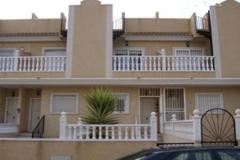 Villa - Town House in Província de València