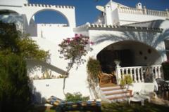 Villa - Town House in Alicante