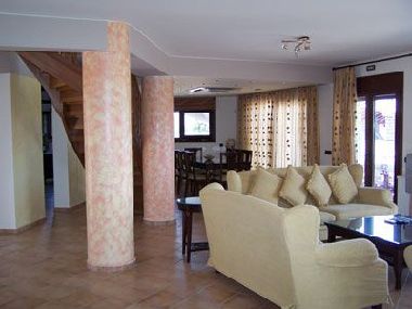 Photo 7 of 