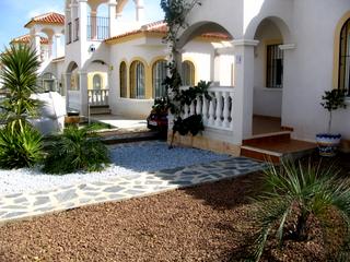 villa For Sale in Algorfa, Alicante, Spain