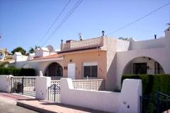 Villa - bungalow in Alicante
