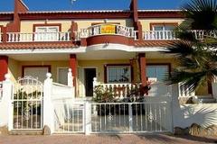 Villa - town house in Alicante