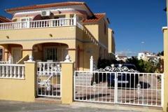 Villa - town house in Alicante