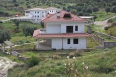 Very large sea view villa close to beach
