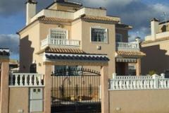 Villa in Alicante