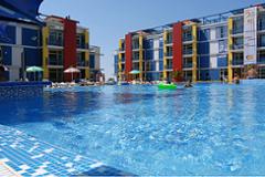 Finished apartments 200m to the beach with big pool