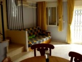 Villa - town house For Sale in Villamartín, Alicante, Spain