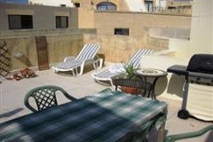 3 Bed Duplex Maisonette with terrace, garage and airspace