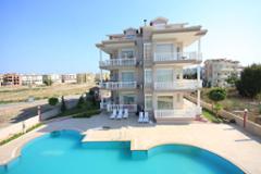 Beautifull Three bedroom apartments for the golf lovers.