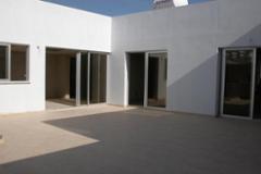 Spacious 3 bedroom penthouse apartment
