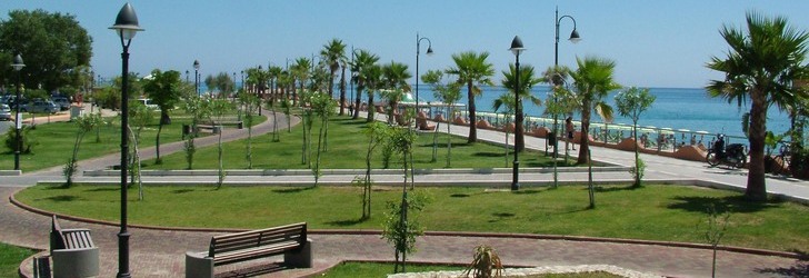 Caulonia's Sea Promenade