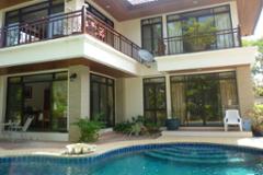 Villa Bang Saray