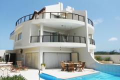 Gorgeous stand alone villa on the beach in Palmeira. One of the best in CV