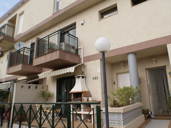 Villa - Townhouse For Sale in Playa Flamenca, Orihuela Costa, Alicante, Spain