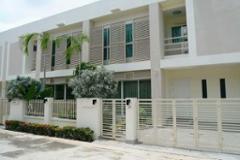 Villa Ban Amphur