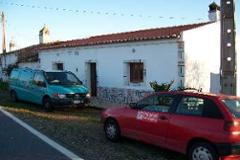 Villa / Townhouse Almodôvar