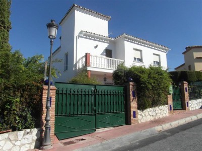 villa for sale in Coín, Provincia de Málaga, Spain