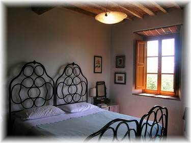 Villa - Farm House For Sale in Lucca, Italy