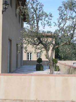 Villa For Sale in Capannori, Lucca, Italy
