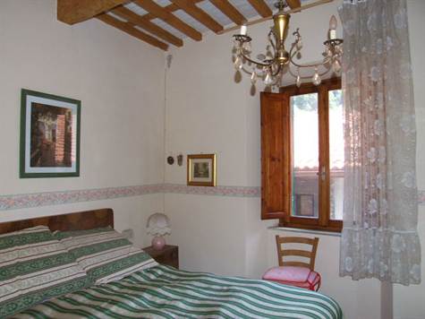 Villa - House For Sale in Castiglione di Garfagnana, Lucca, Italy