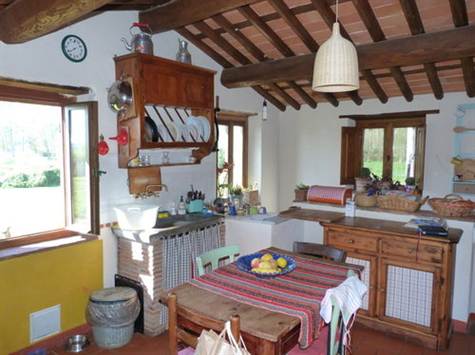 Commercial - Barn For Sale in Capannori, Lucca, Italy