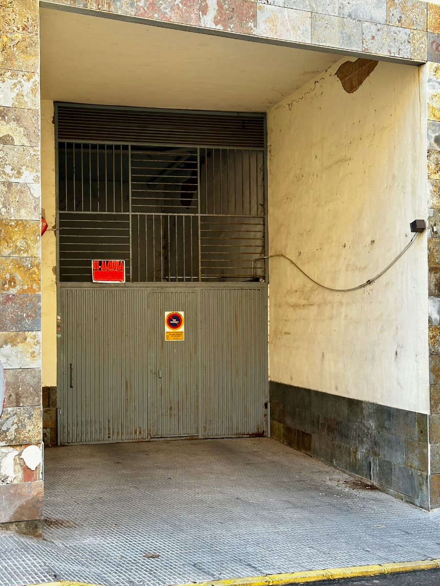 Photo 2 of 
