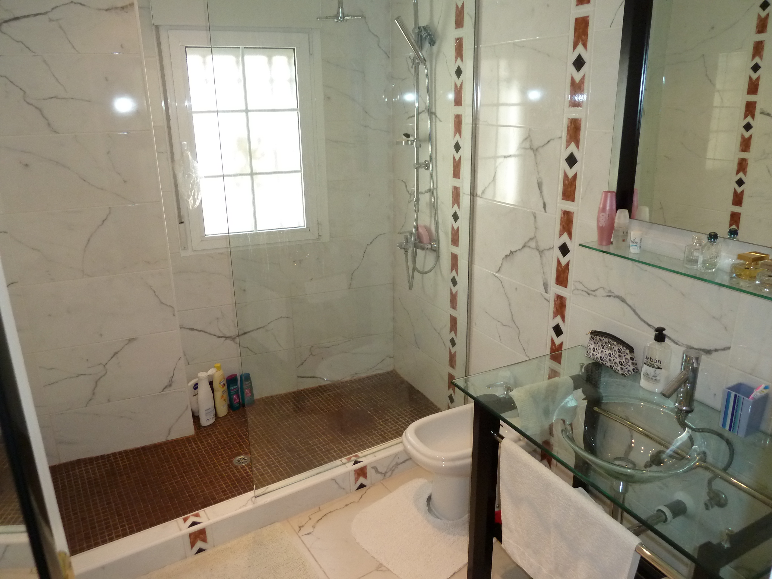 Photo 6 of 