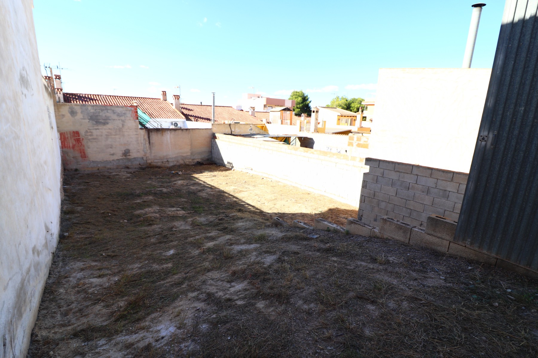 Photo 2 of 