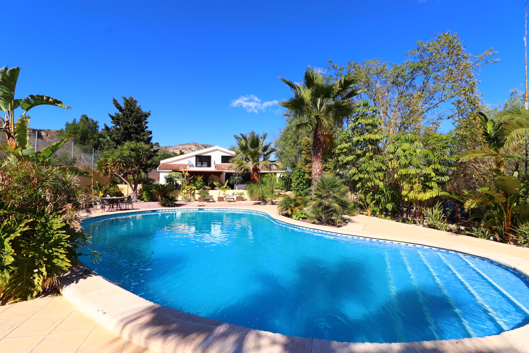 Apartment For Sale in Aspe, Alicante, Spain