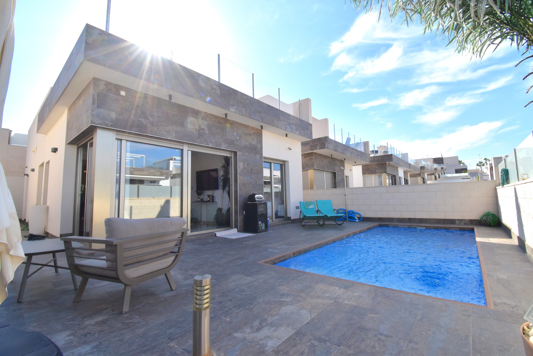 Apartment For Sale in Villamartín, Alicante, Spain