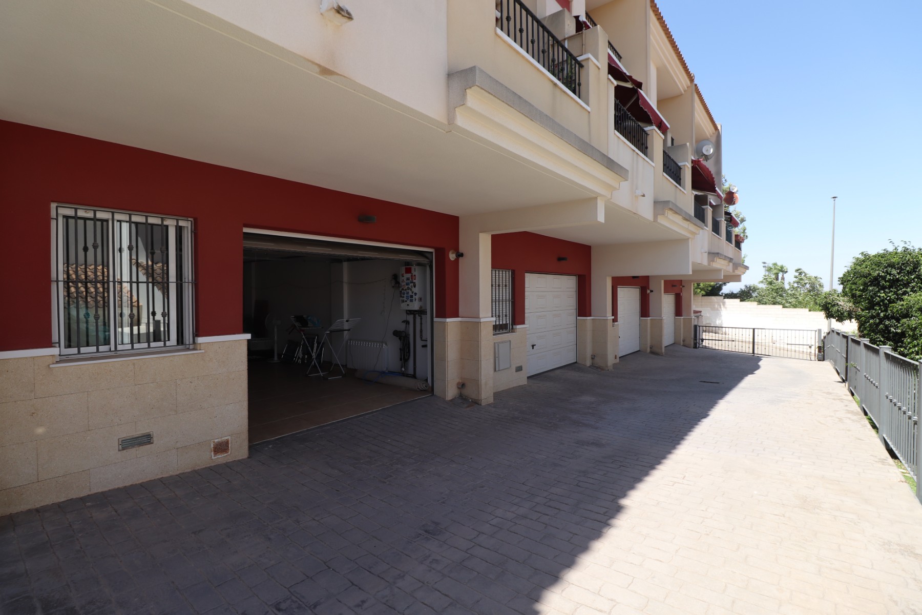 Photo 5 of 