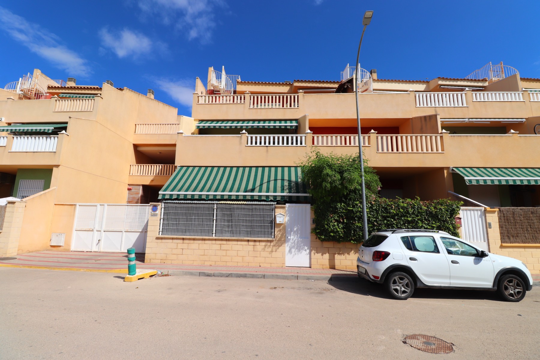 Apartment For Sale in Rafal, Alicante, Spain