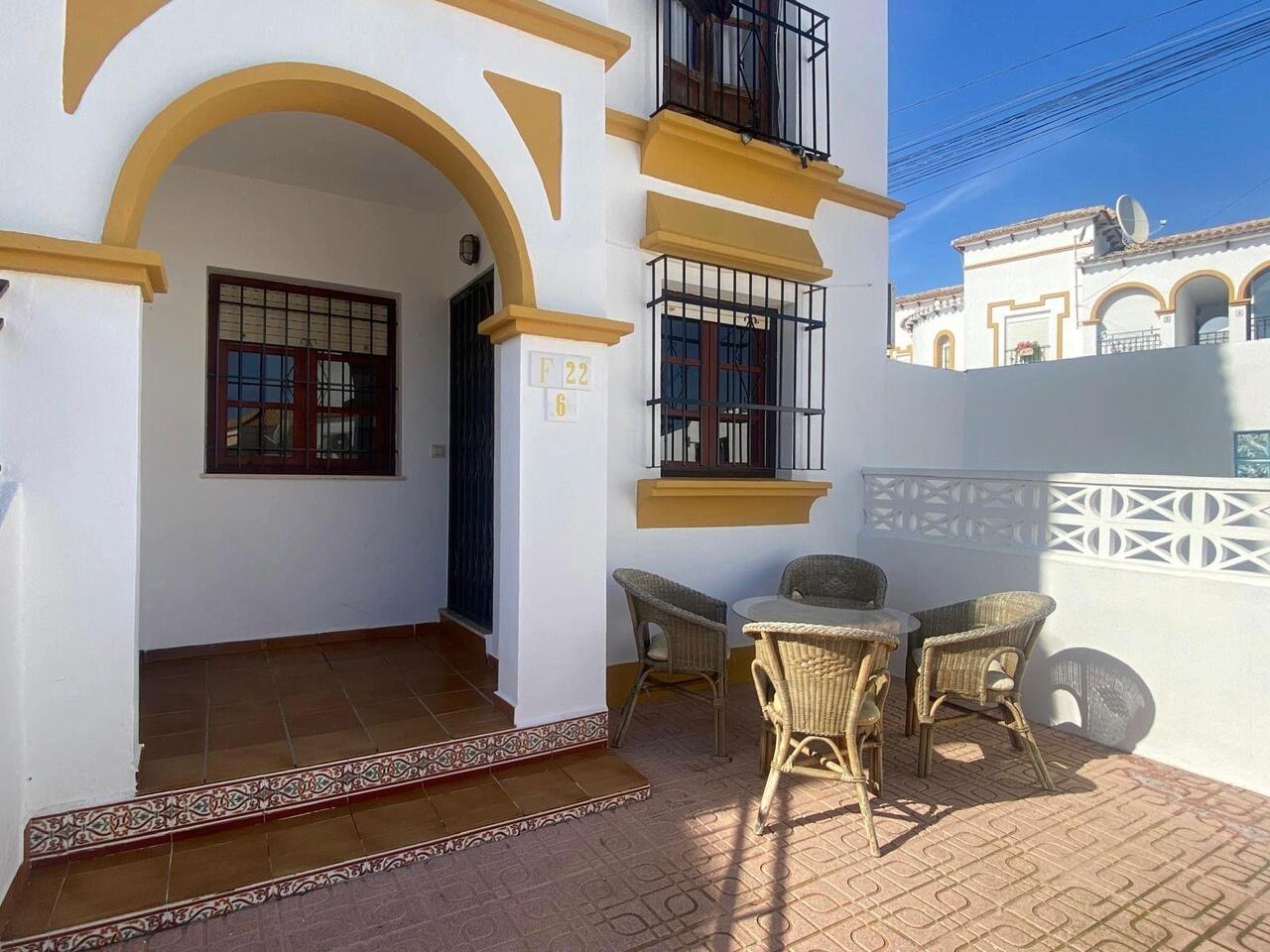 1-bed Apartment for sale in Alicante, Spain