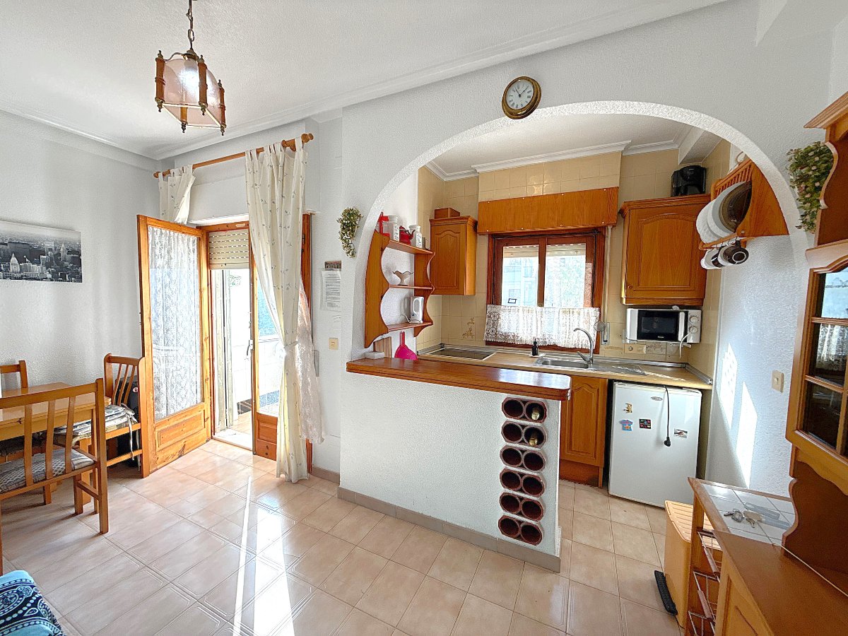 Photo 8 of Apartment overlooking swimming pool and 400 metres from the beach!