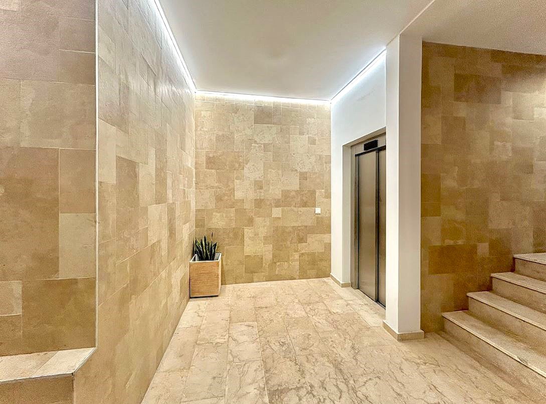 Photo 7 of Ultra-modern apartment 10-minutes from Alicante airport and beach!