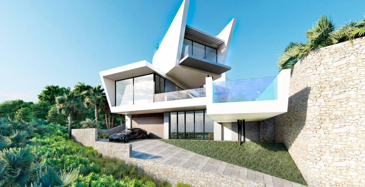 5-bed Apartment for sale in Alicante, Spain