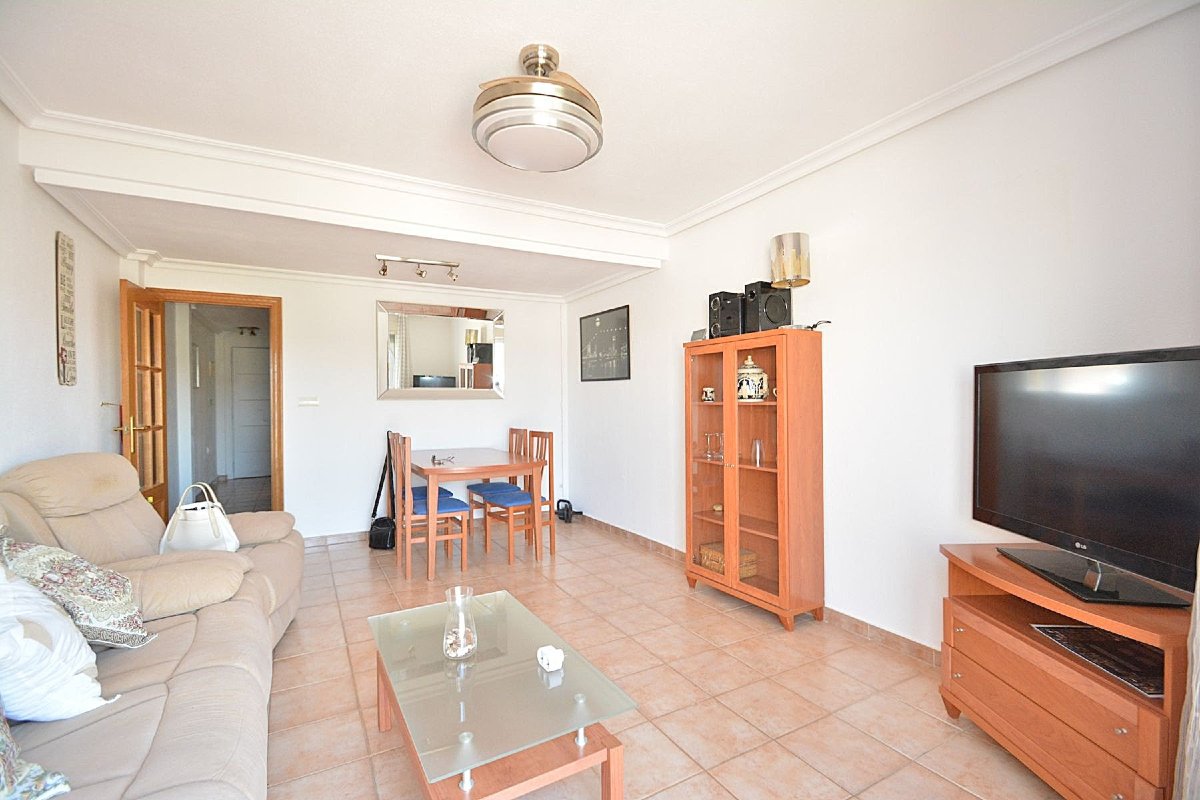 Photo 5 of Townhouse with garage and solarium walking distance from town centre!