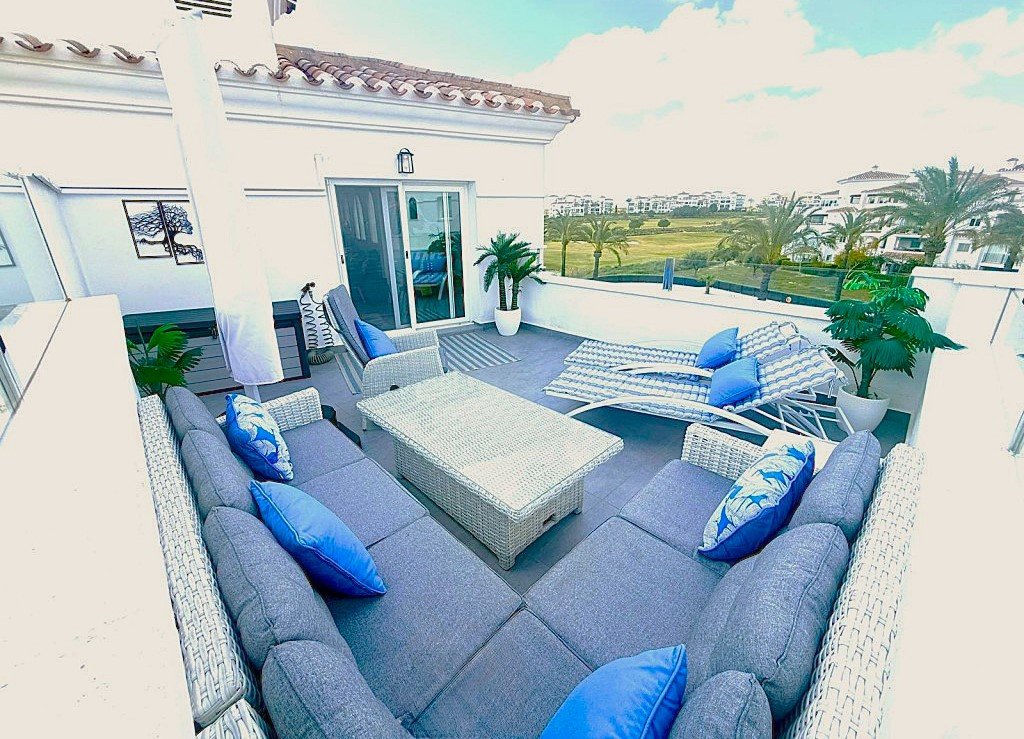 Photo 4 of Spectacular south-facing penthouse overlooking golf resort with 24/7 security!